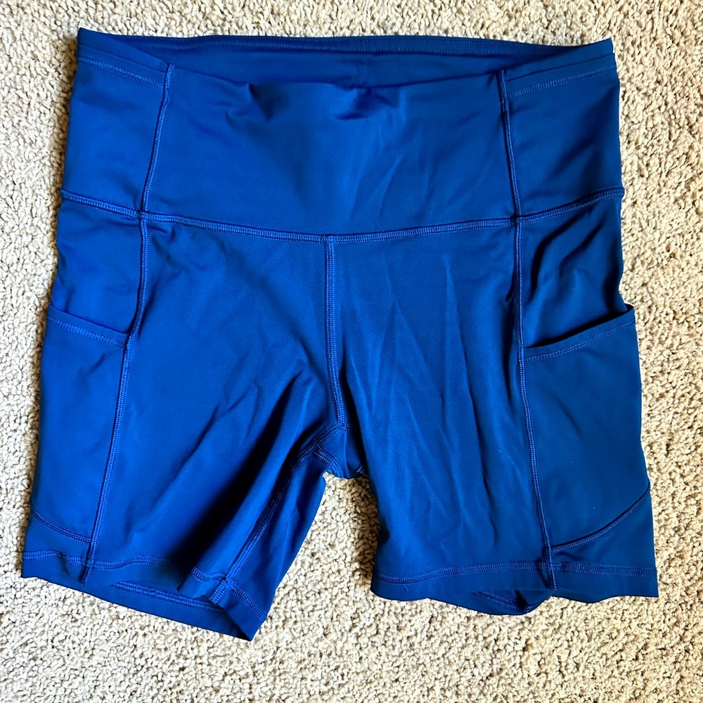 Lululemon fast and free 6” inseam short size 8